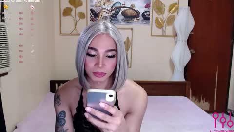 Snapshot of sweeteverdeen chatting on 09.18.25 sweetkatniss online show from 09.18.25