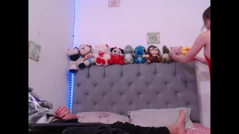 Snapshot of sweethoney22_ chatting on 01.26.25 Sabrina y Eliot online show from 01.26.25