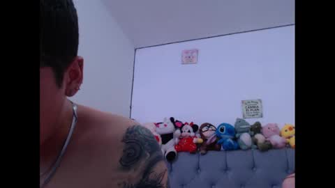 Snapshot of sweethoney22_ chatting on 02.04.25 Sabrina y Eliot online show from 02.04.25