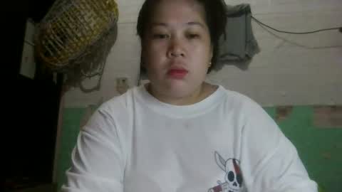 Snapshot of sweethot_asian chatting on 11.20.25 sweethot_asian online show from 11.20.25