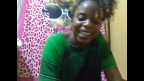 Snapshot of sweetib1 chatting on 02.08.25 sweetib1 online show from 02.08.25