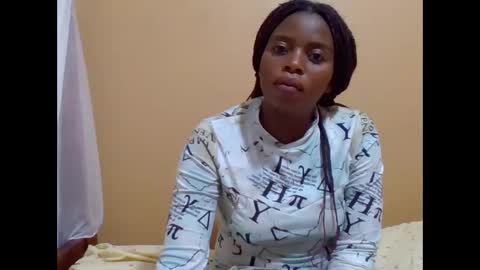 Snapshot of sweetib1 chatting on 11.12.25 sweetib1 online show from 11.12.25