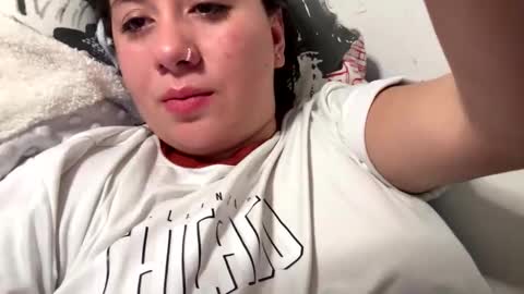 Ana Mara  i cant Make noise My family is here  online show from 09.10.25