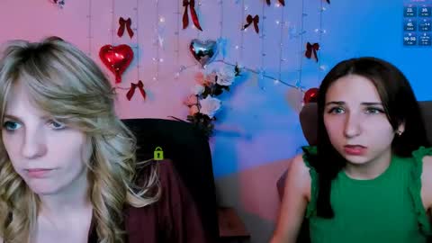Snapshot of sweetie_chloe_ chatting on 04.26.26 Chloe online show from 04.26.26