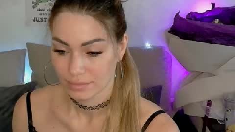 Snapshot of sweetiedarlingxoxox chatting on 02.23.26 Daddy Babby Girl online show from 02.23.26