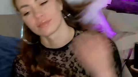 Snapshot of sweetiedarlingxoxox chatting on 02.25.26 Daddy Babby Girl online show from 02.25.26