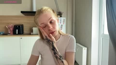 sweetie Lisa3 online show from 06.04.26