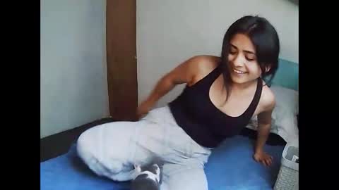 Snapshot of sweetlatinafit chatting on 02.05.26 sweetlatinafit online show from 02.05.26