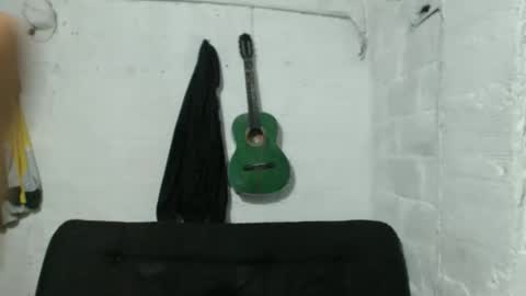 Snapshot of sweetlatinakim chatting on 02.24.26 Camilo online show from 02.24.26