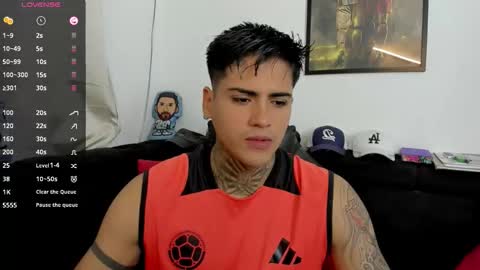 Snapshot of sweetlatinoboy chatting on 03.18.26 SWEETLATINBOY online show from 03.18.26