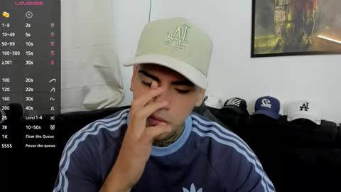 Snapshot of sweetlatinoboy chatting on 03.19.26 SWEETLATINBOY online show from 03.19.26