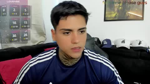 Snapshot of sweetlatinoboy chatting on 04.07.26 SWEETLATINBOY online show from 04.07.26