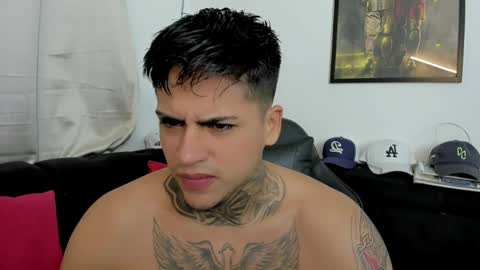 Snapshot of sweetlatinoboy chatting on 04.17.26 SWEETLATINBOY online show from 04.17.26