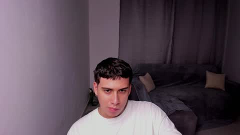 Snapshot of sweetlian_04 chatting on 02.23.25 Lian online show from 02.23.25