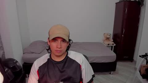 Snapshot of sweetlian_04 chatting on 02.08.26 Lian online show from 02.08.26