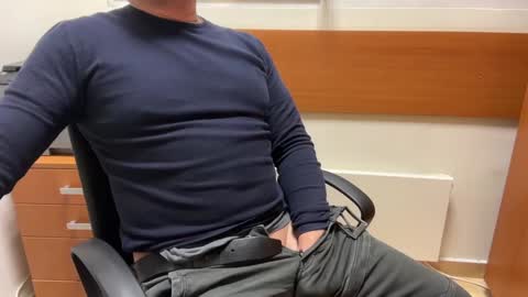 Sebastian online show from 01.03.25