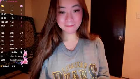 Snapshot of sweetlovepinay04 chatting on 06.01.26 Zoe online show from 06.01.26