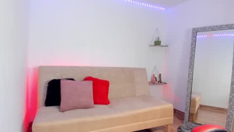 instagram sweetluna 0 online show from 01.07.25