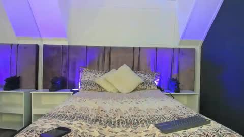 Snapshot of sweetmelodyyy_ chatting on 02.04.26 sweetmelodyyy online show from 02.04.26