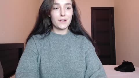 Mia online show from 03.30.26