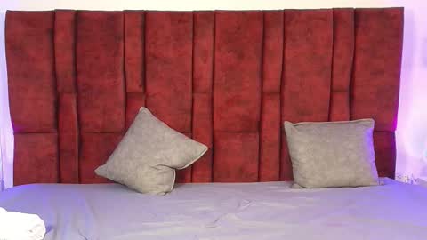 S W E E T  M O R E N A   online show from 01.14.26