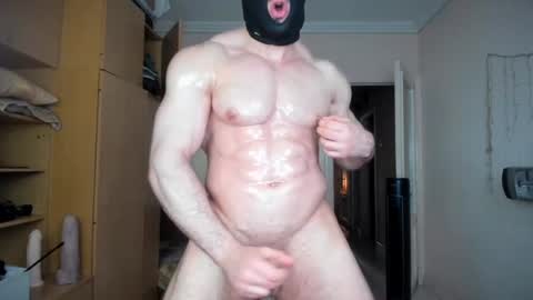 Snapshot of sweetmuscles_boy chatting on 07.16.26 Lorenzo online show from 07.16.26