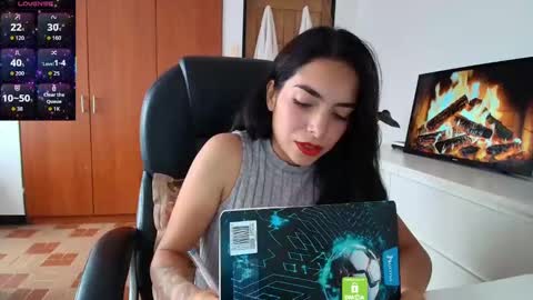 Sweet Mysterious online show from 09.28.25