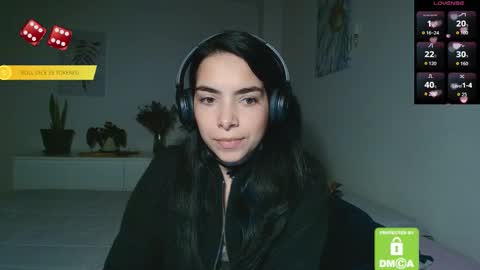 Sweet Mysterious online show from 12.19.25