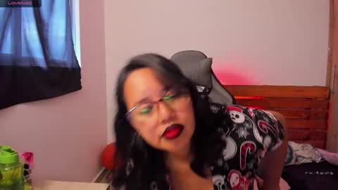 Snapshot of sweetnoah04 chatting on 09.17.25 Noah online show from 09.17.25