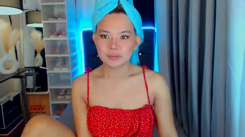 Snapshot of sweetnwildts chatting on 12.29.24 Ghena online show from 12.29.24