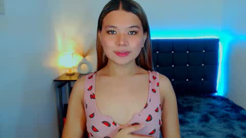 Snapshot of sweetnwildts chatting on 02.10.25 Ghena online show from 02.10.25