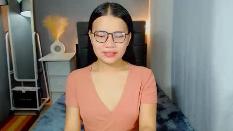 Snapshot of sweetnwildts chatting on 10.07.25 Ghena online show from 10.07.25