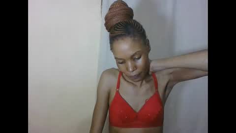 ESTHER online show from 04.19.26