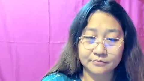 Snapshot of sweetpilipina88 chatting on 01.13.25 MIA online show from 01.13.25