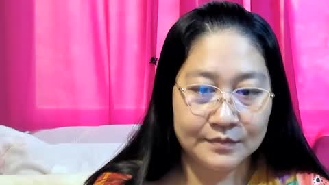 Snapshot of sweetpilipina88 chatting on 07.01.26 MIA online show from 07.01.26