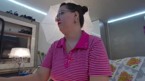 SweetRaisa online show from 11.17.25