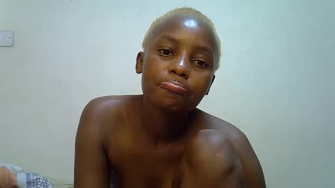 Snapshot of sweetrall chatting on 02.16.26 Lilly online show from 02.16.26