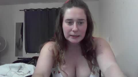 Snapshot of sweetrosiered chatting on 11.12.25 sweetrosiered online show from 11.12.25