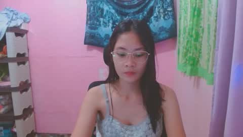 Mia online show from 05.02.26
