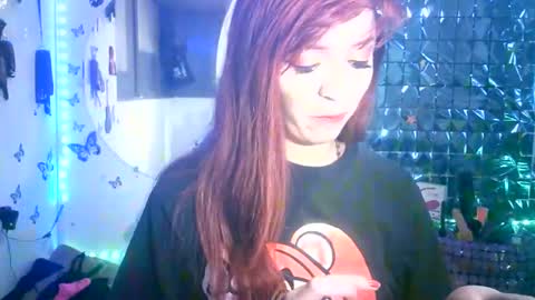 Snapshot of sweetsin_21 chatting on 01.14.25 MEGHAN LOPEZ online show from 01.14.25