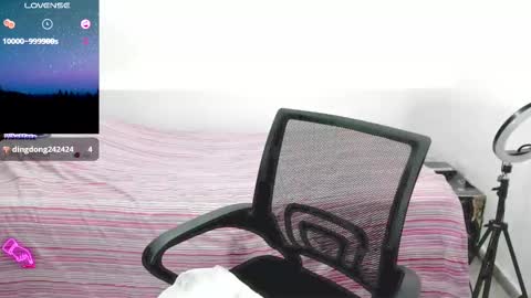 lili online show from 02.16.25