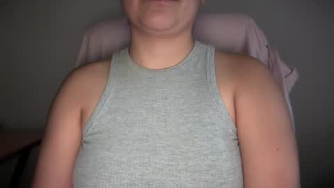 Snapshot of sweetssmashed chatting on 06.15.26 sweetssmashed online show from 06.15.26
