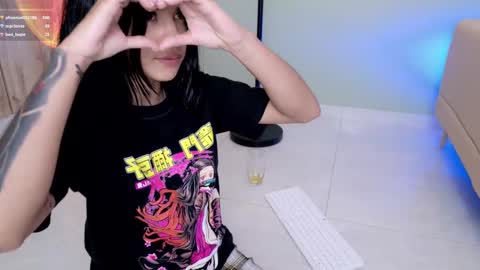    online show from 03.07.25