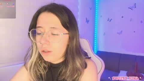 Veronica Independent Model online show from 04.16.26