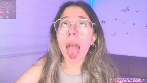 Snapshot of sweettvera_ chatting on 06.19.26 Veronica Independent Model online show from 06.19.26
