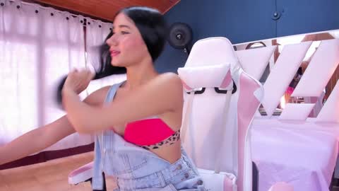 ALONDRA online show from 01.23.25