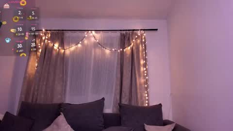 sweetviperr_ online show from 02.09.26