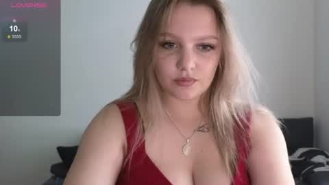 Snapshot of sweety_bettyyy chatting on 07.09.26 Betty online show from 07.09.26
