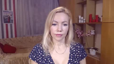 Snapshot of sweety_friend chatting on 03.05.26 Sweety friend online show from 03.05.26