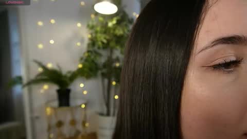 Snapshot of sweety_pie_girl chatting on 02.26.26 Melissa online show from 02.26.26